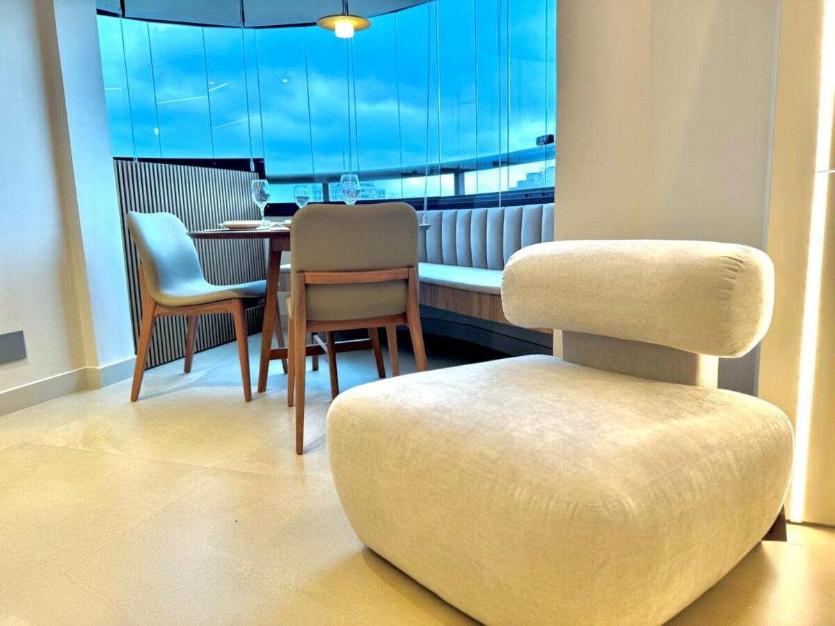 Apartamento 2402 - Rentaqui Elegance Paulista
